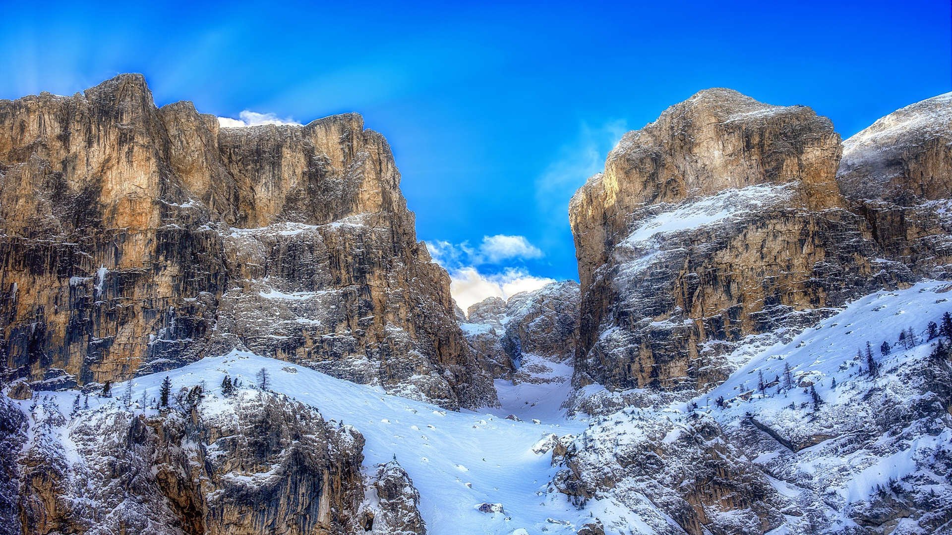 网络直播火爆足球盛况，球迷热情高涨，足球网络主播挣钱吗