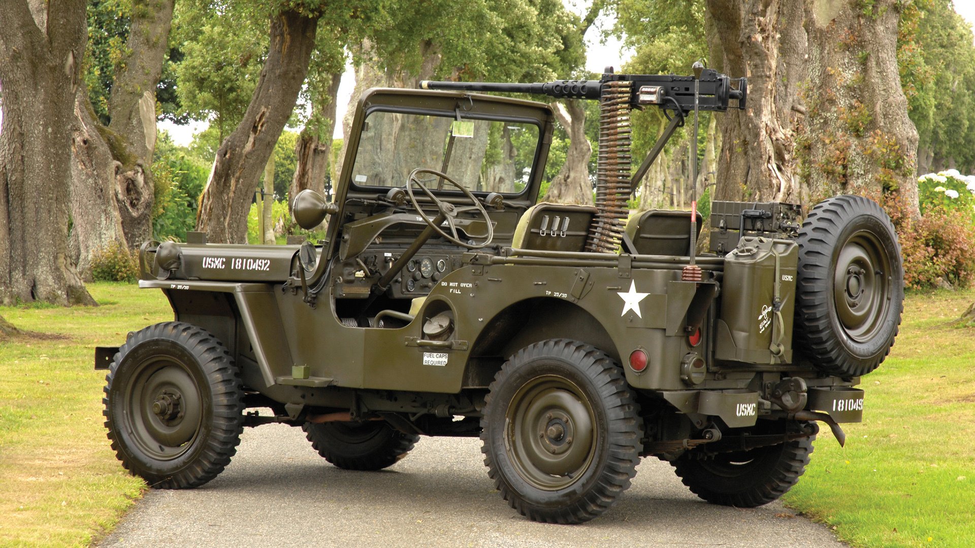 雄鹿绝杀热火，常规赛巅峰对决中字母哥带伤作战，雄鹿担心字母哥伤势